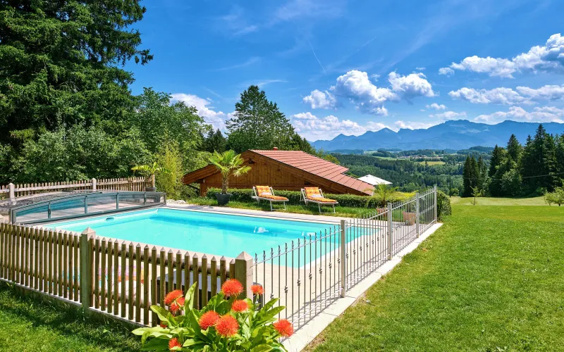 Bezeizter Außenpool Salzwasser Pool Lamplhof